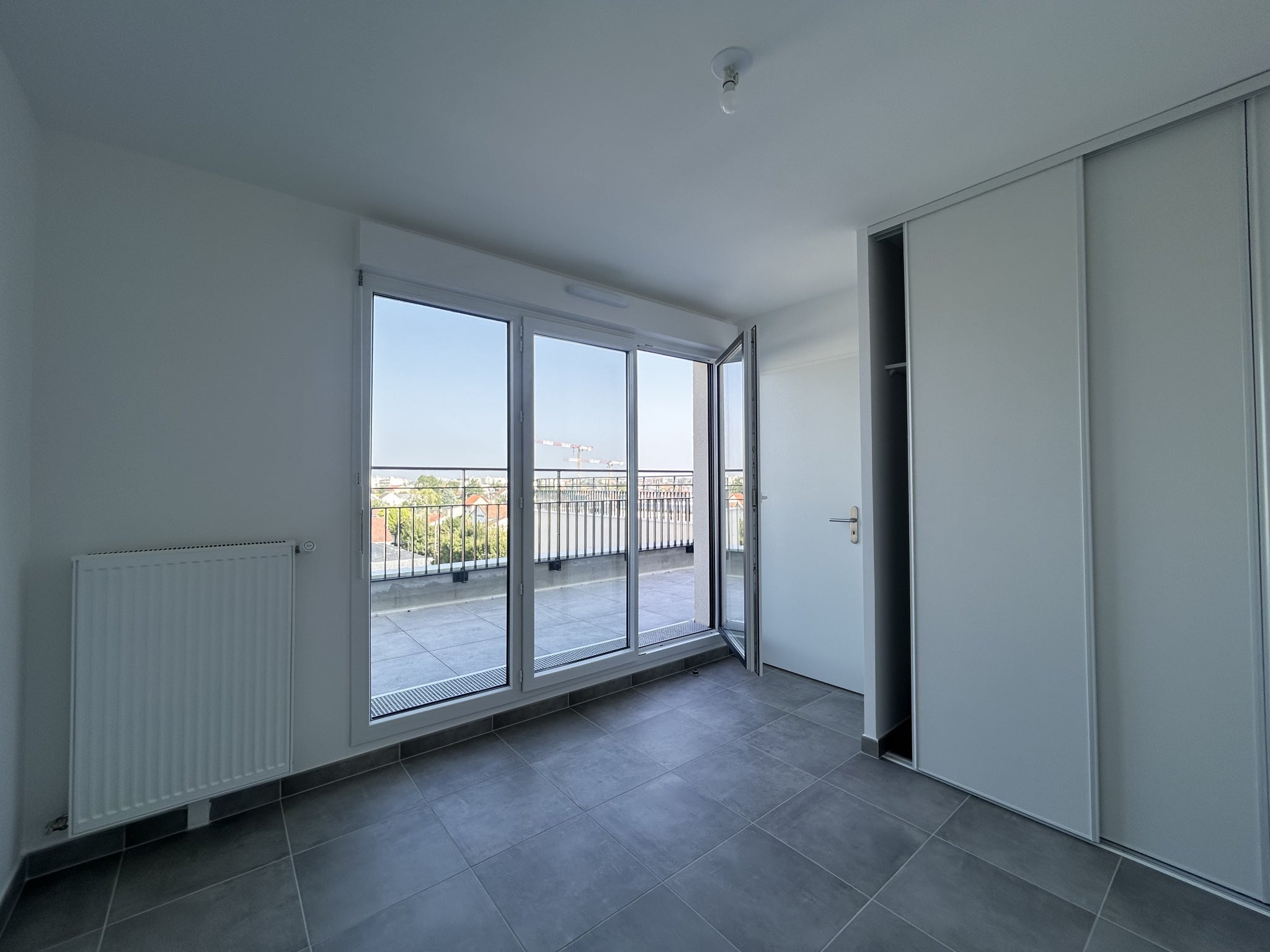 Flat Avenue François Adam in Saint-Maur-des-Fossés