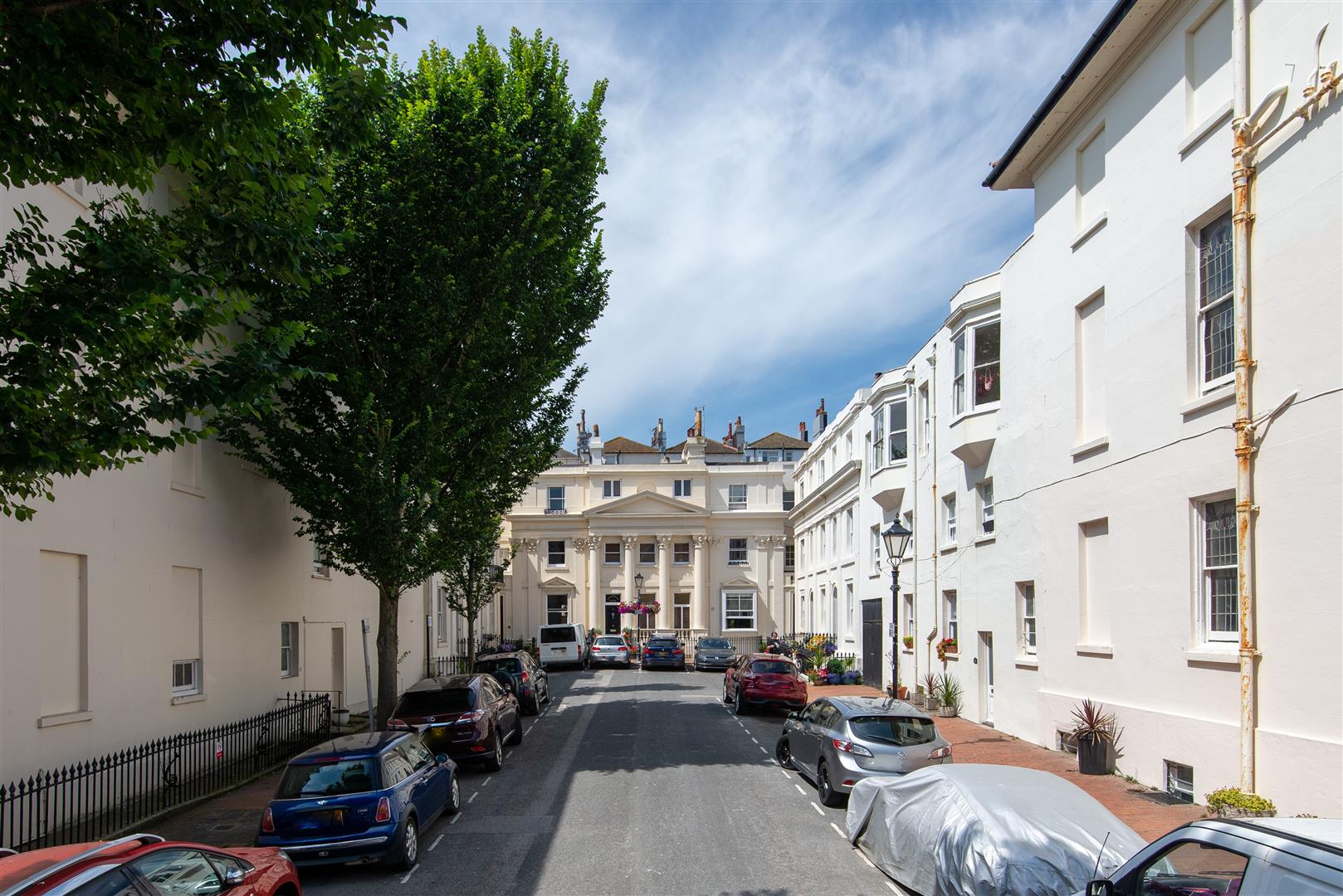 Flat Lansdowne Square in Hove