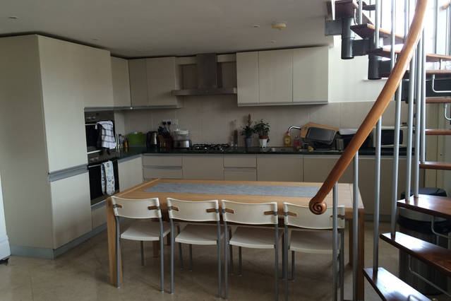 Room Ryland Road in Greater London