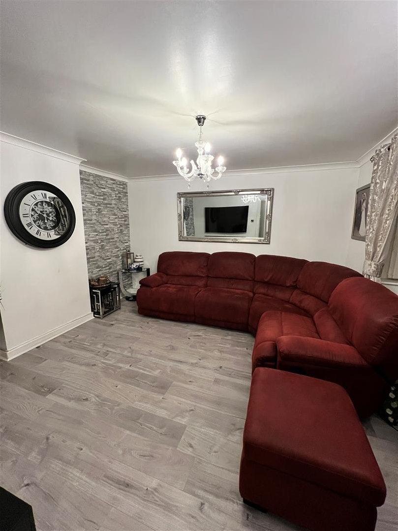 House Copthorne Gardens in Kirklees