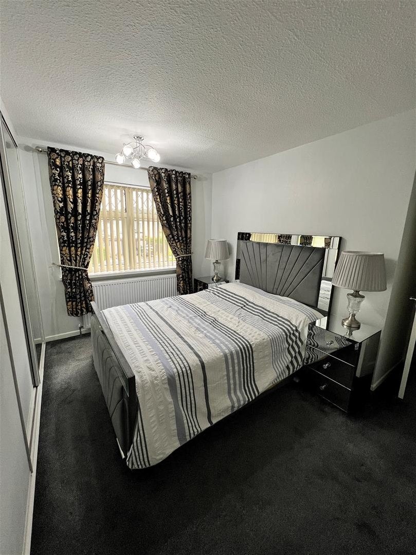 House Copthorne Gardens in Kirklees