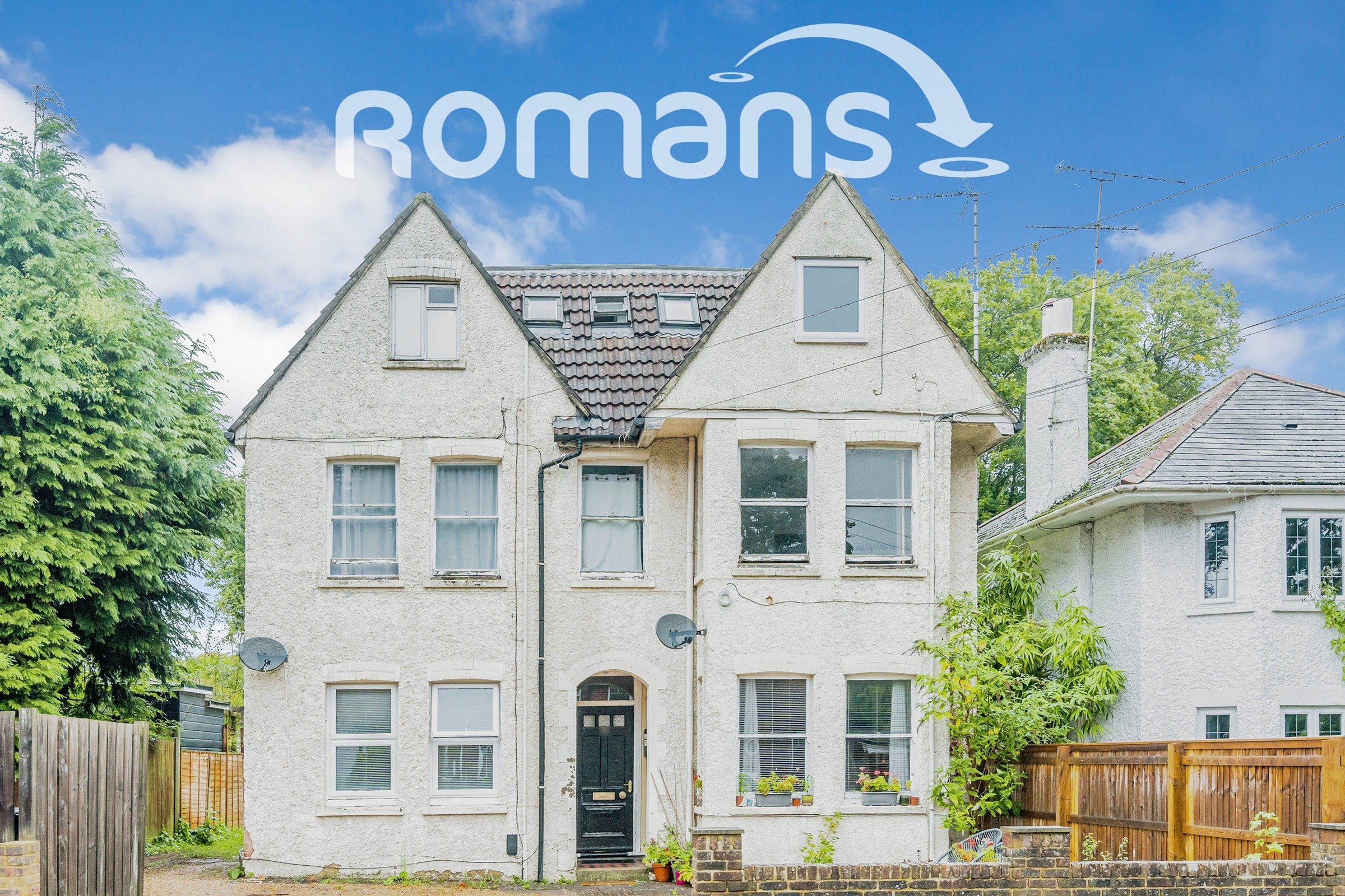 Flat Southwell Park Road in Surrey Heath