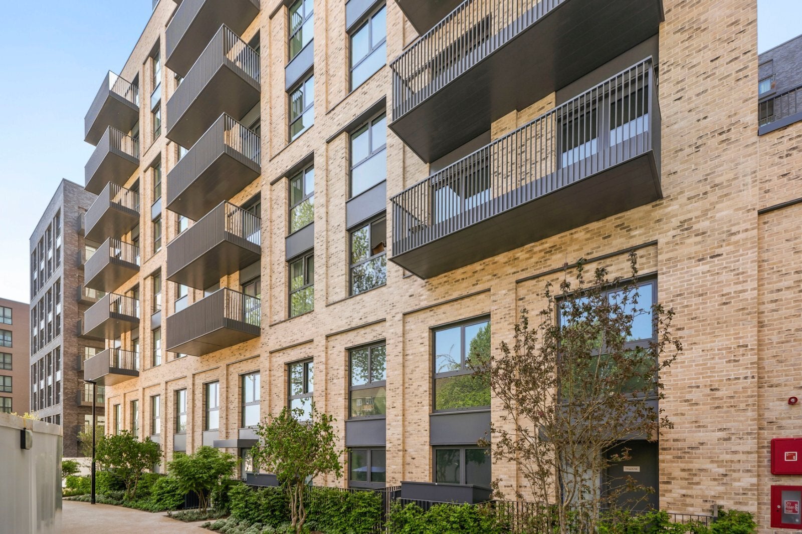 Flat Williamson Road in Greater London