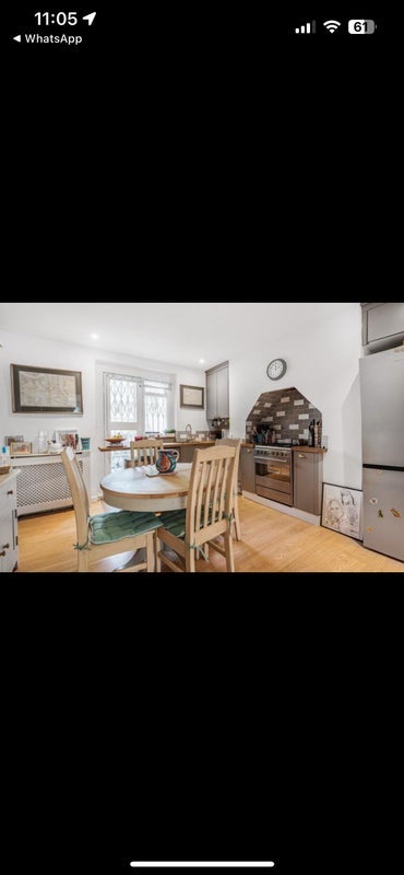 Room Gauden Road in Greater London