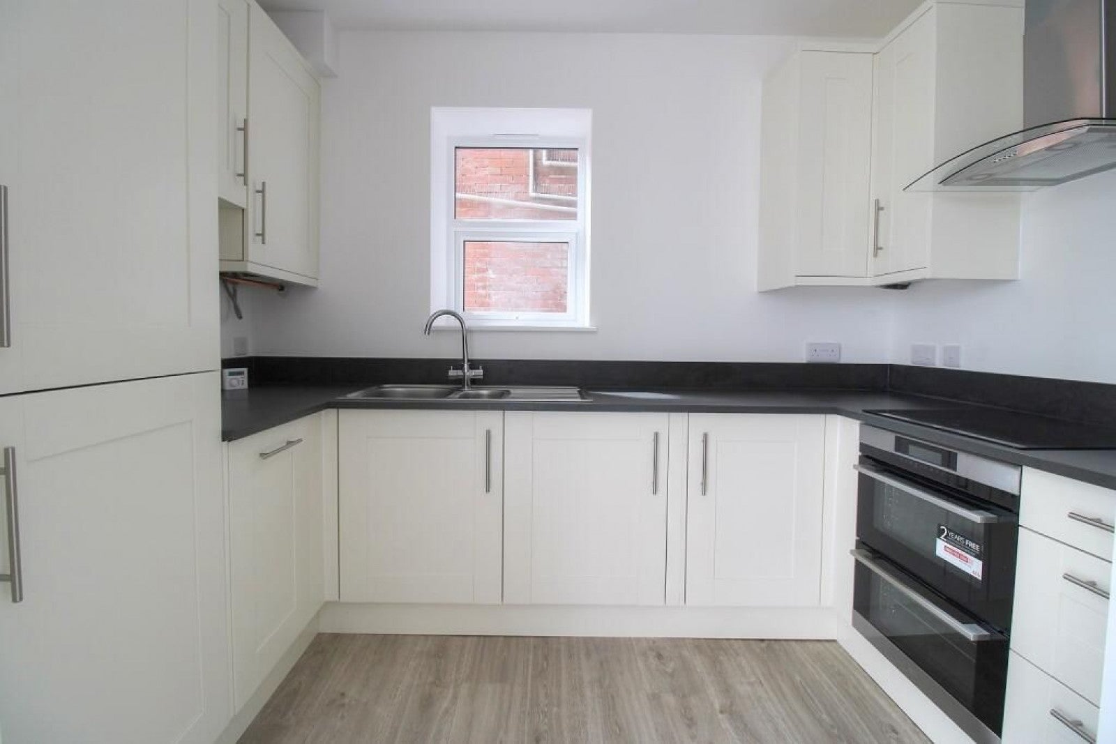 Flat Royal Parade in Eastbourne