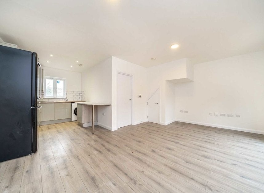 House Juniper Gardens in Greater London