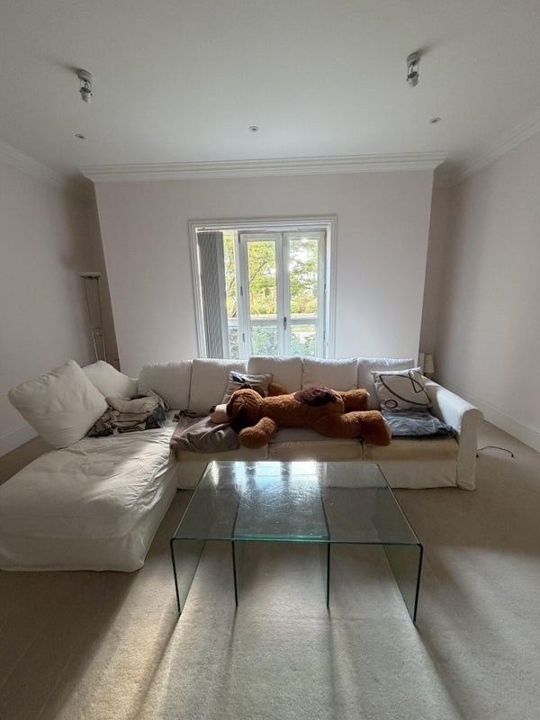 Room Westferry Circus in Greater London