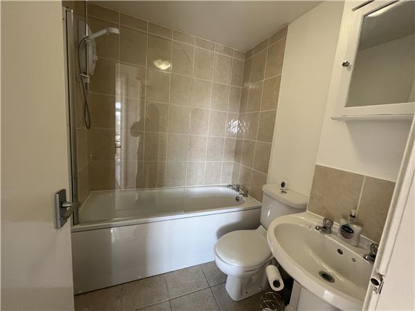 Flat Gordon Place in Inverurie
