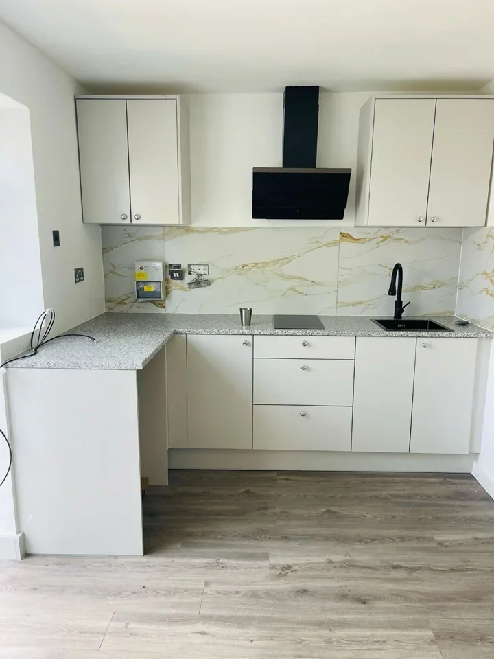 Flat Harewood Drive in Greater London
