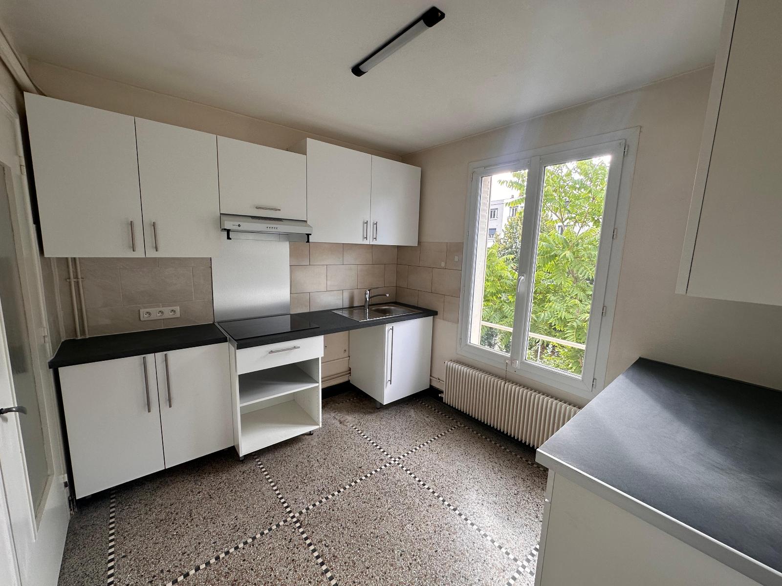 Flat Boulevard Jacques Bingen in Clermont-Ferrand