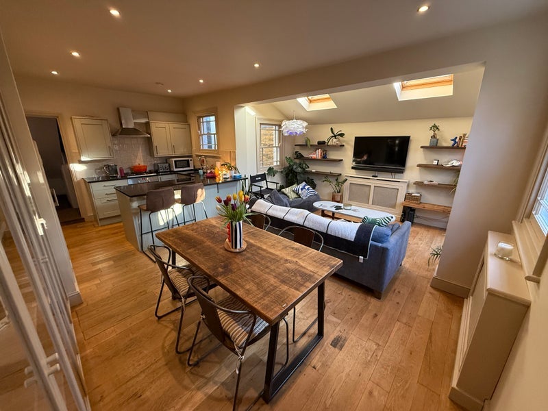 Room Pennard Road in Greater London