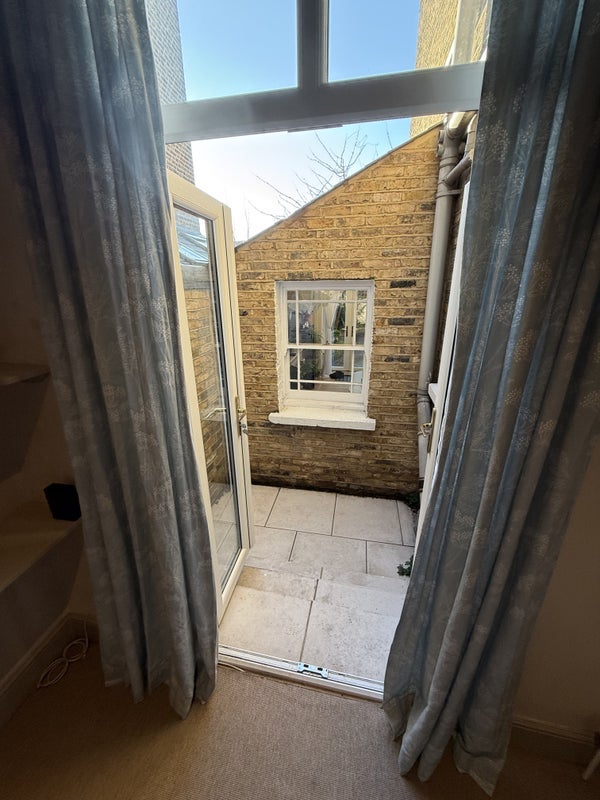Room Pennard Road in Greater London