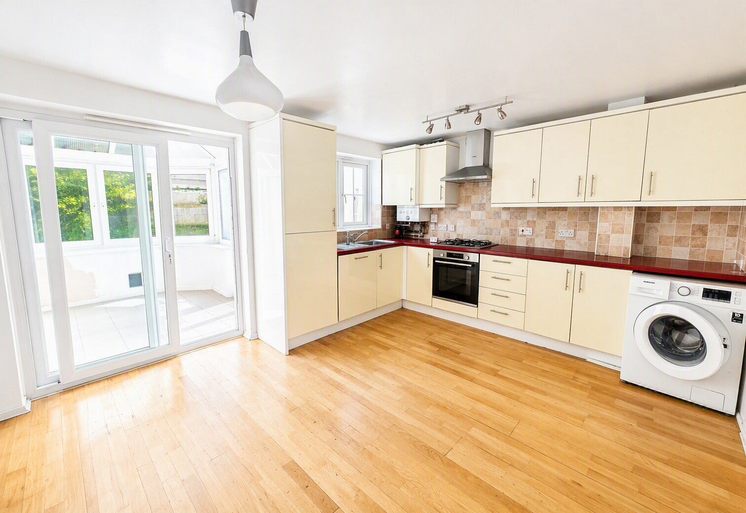 House Brackenbury Close in Brighton
