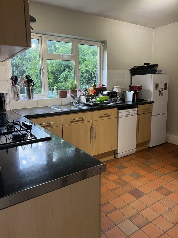 Room Nightingale Lane in Greater London