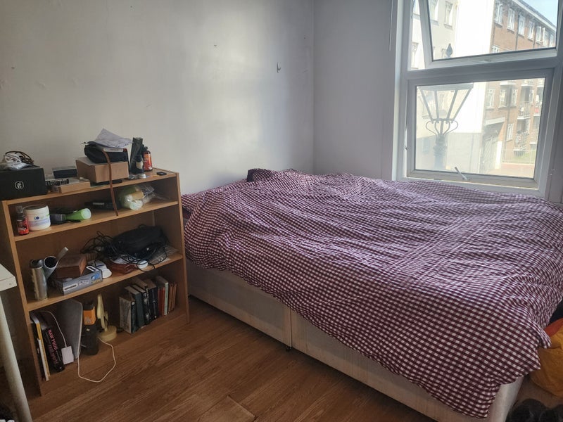 Room Hamlets Way in Greater London