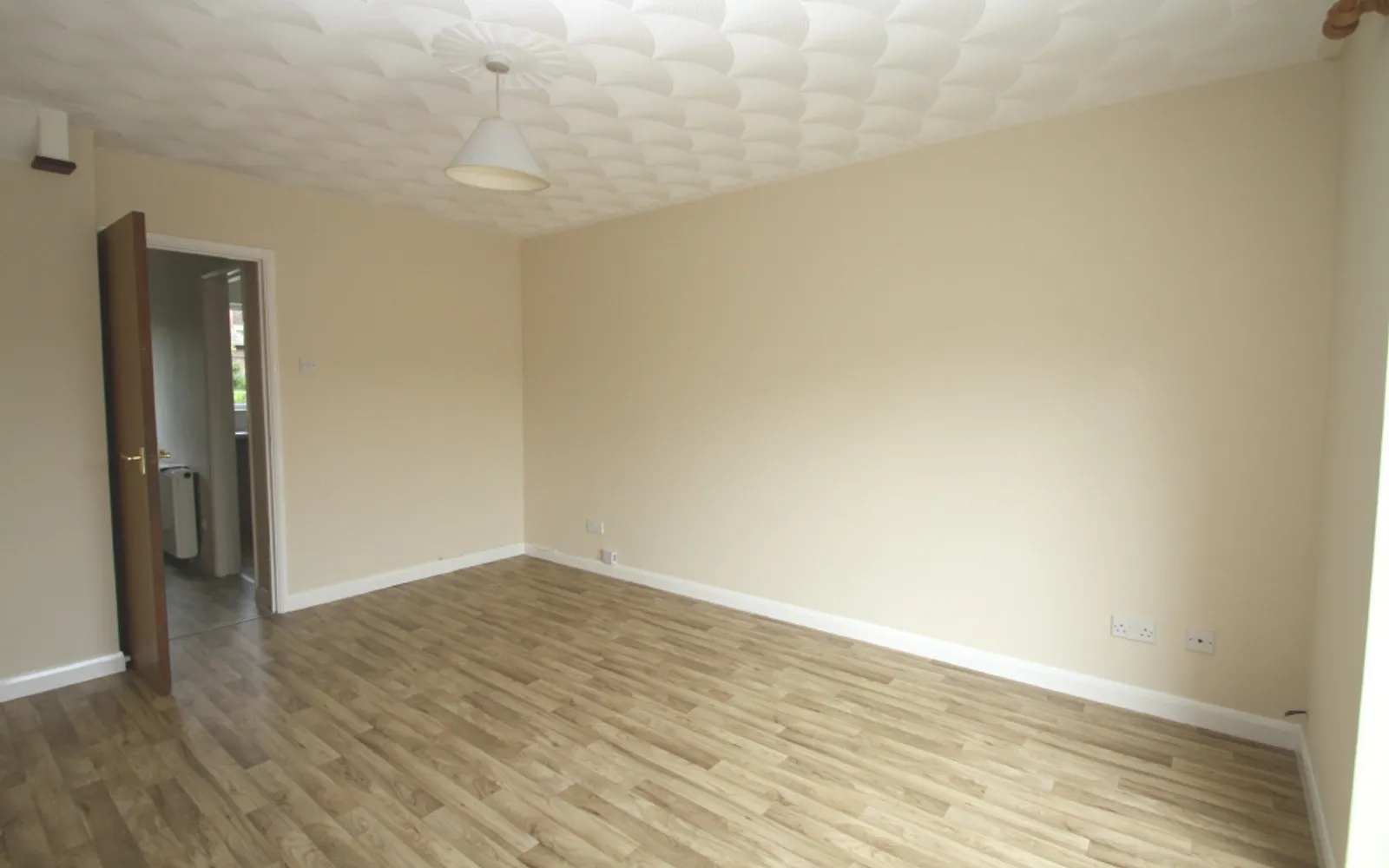House Mountfort Close in Huntingdonshire