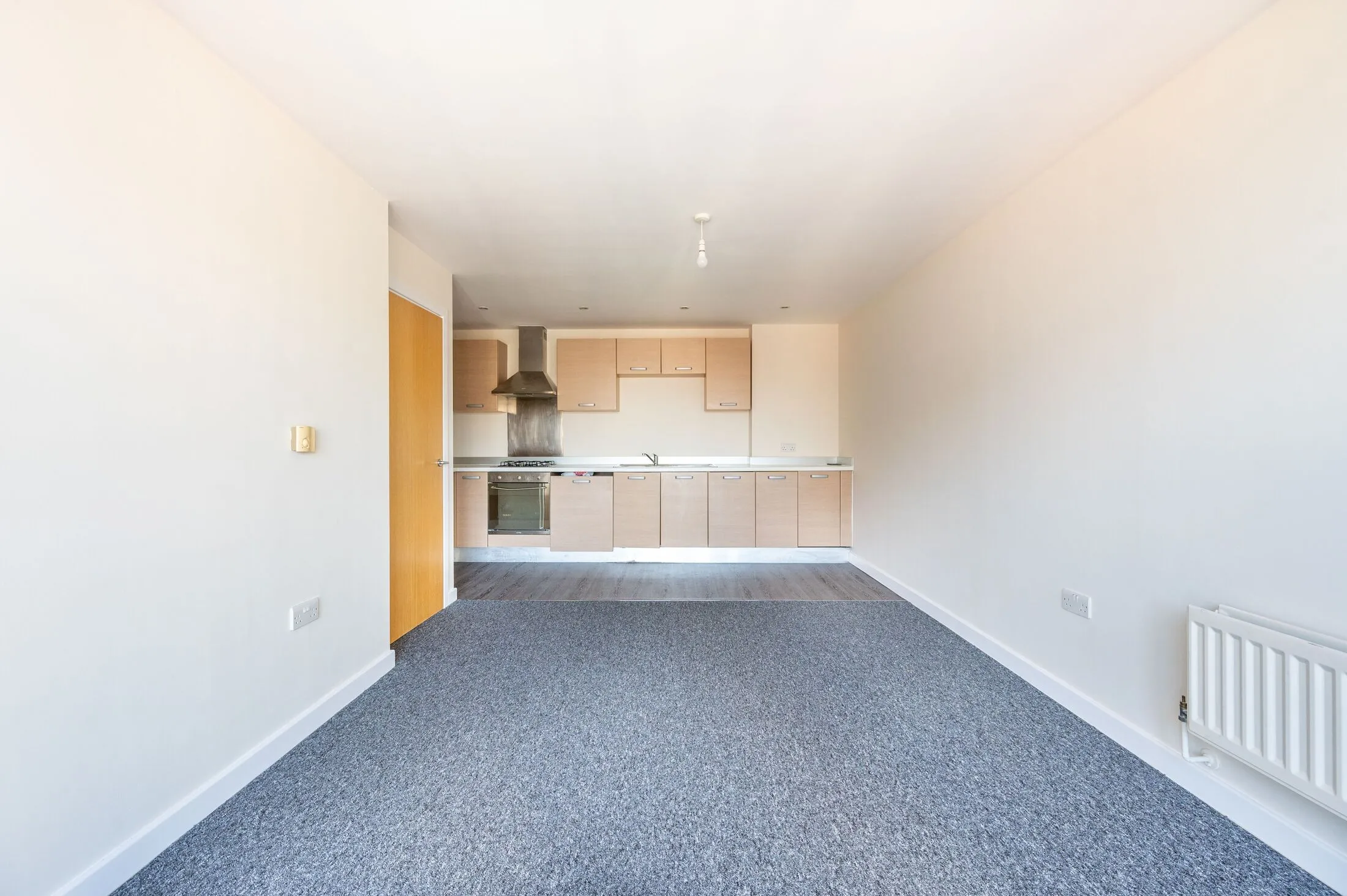 Flat Jenkins Lane in Greater London