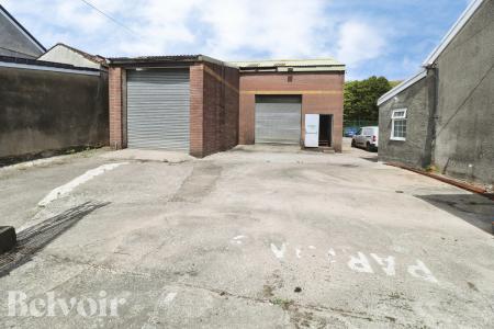 Flat Heol Groeswen in Pontypridd