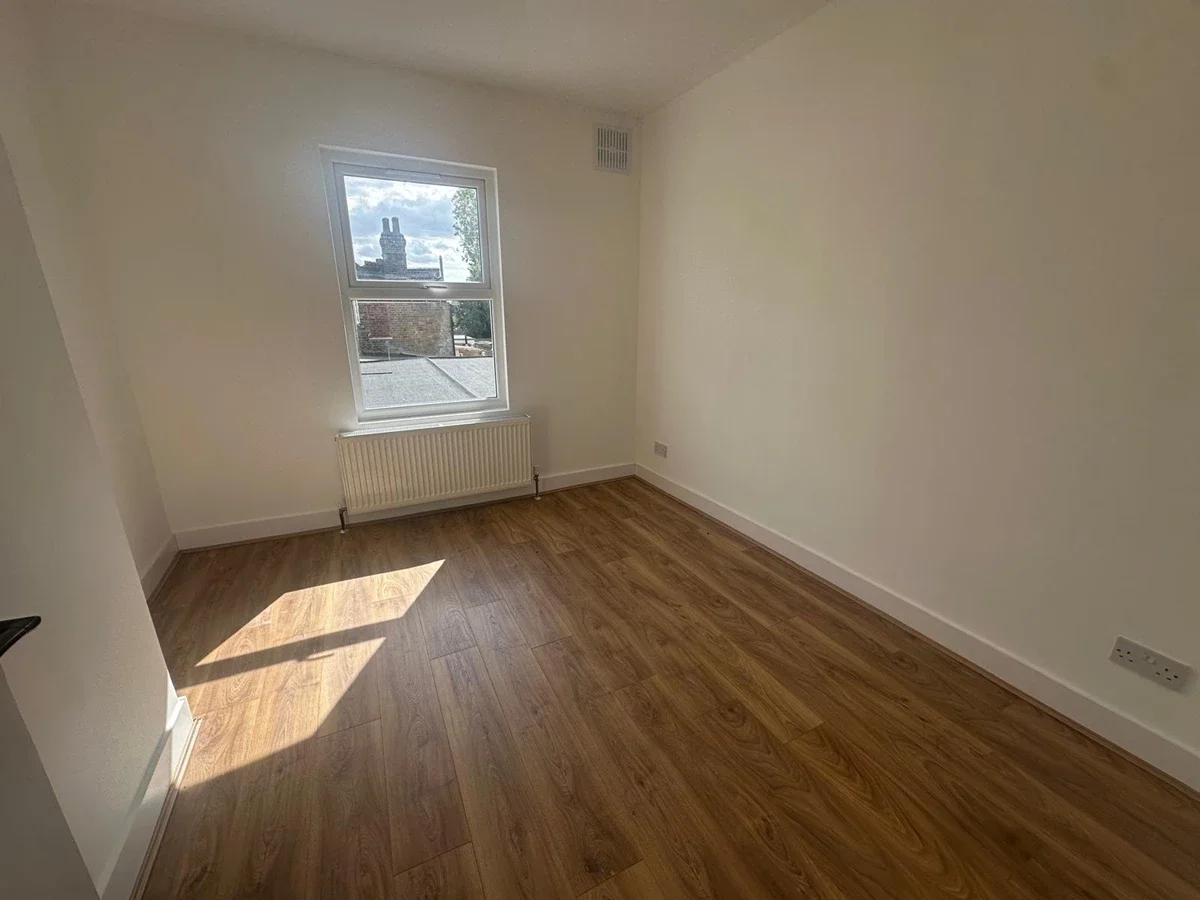 House Bounces Road in Greater London
