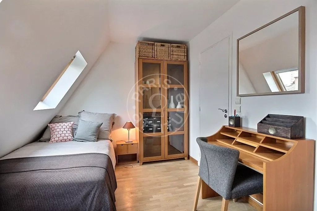 Flat Rue Gounod in Paris