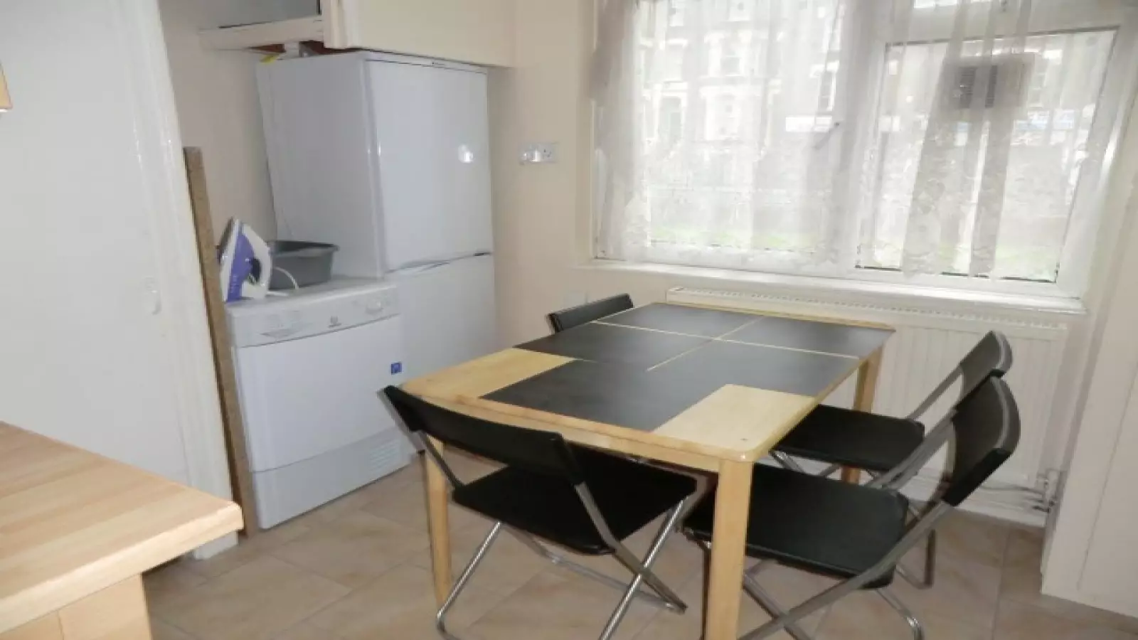 Room Stockwell Green in Greater London