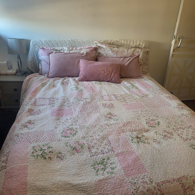 Room Sherwood Close in Greater London