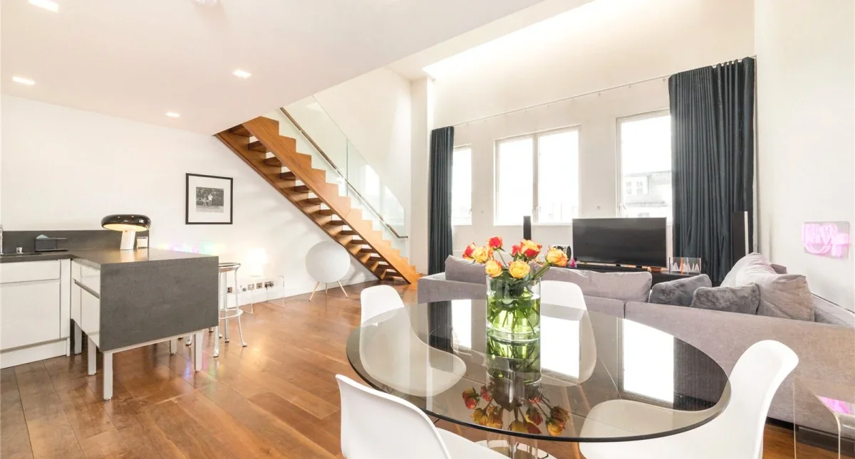 Flat Oxford Street in City of Westminster
