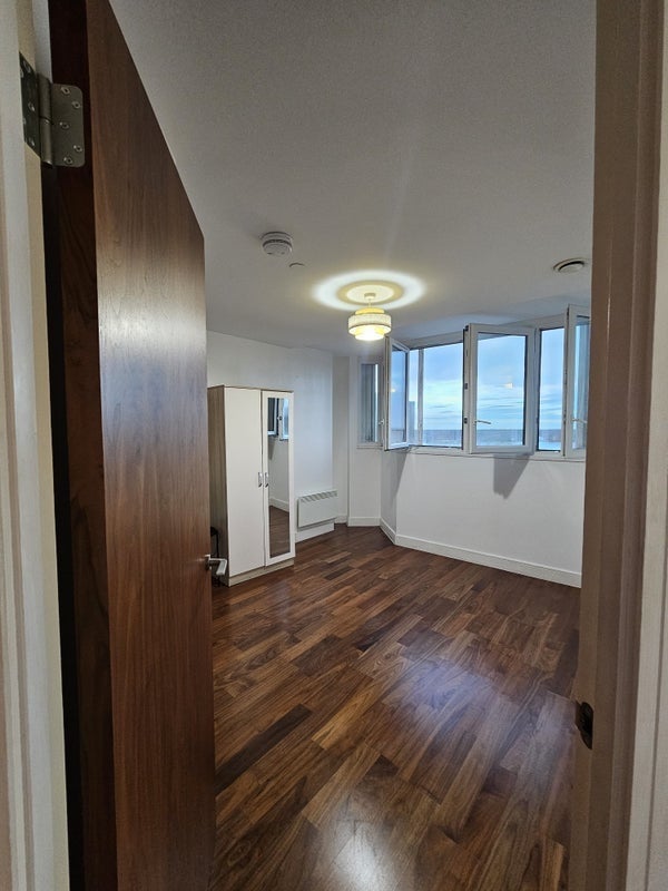 Flat Hagley Road in Birmingham