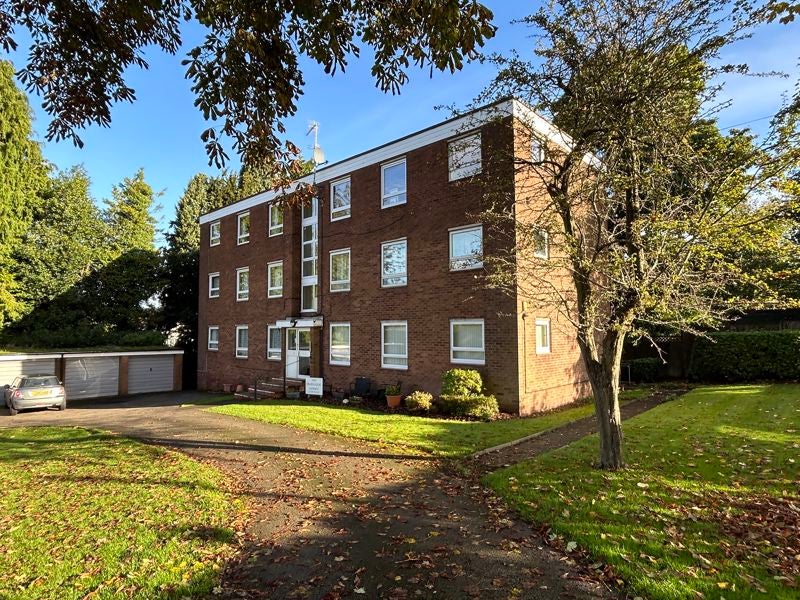 Flat Highbridge Road in Birmingham