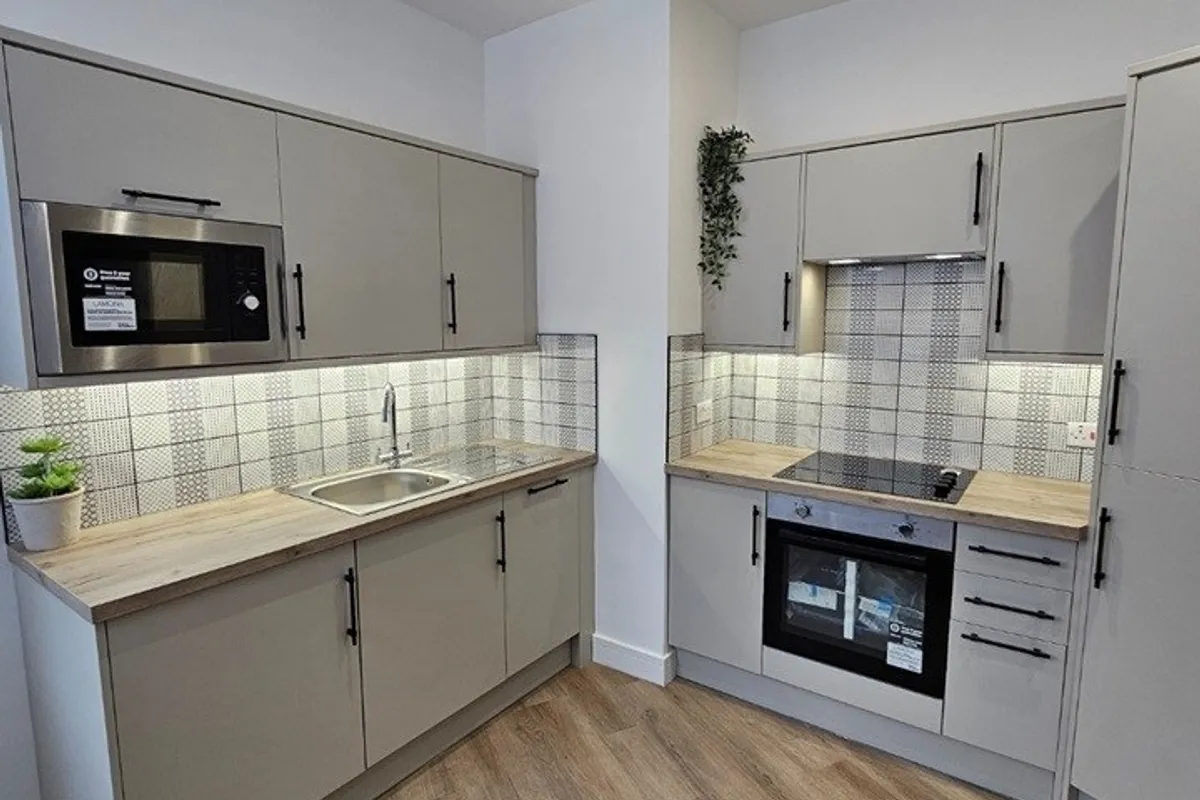 Flat Ludlow Street in Penarth