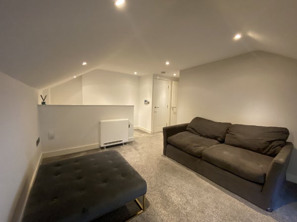 Flat Chequer Road in Doncaster