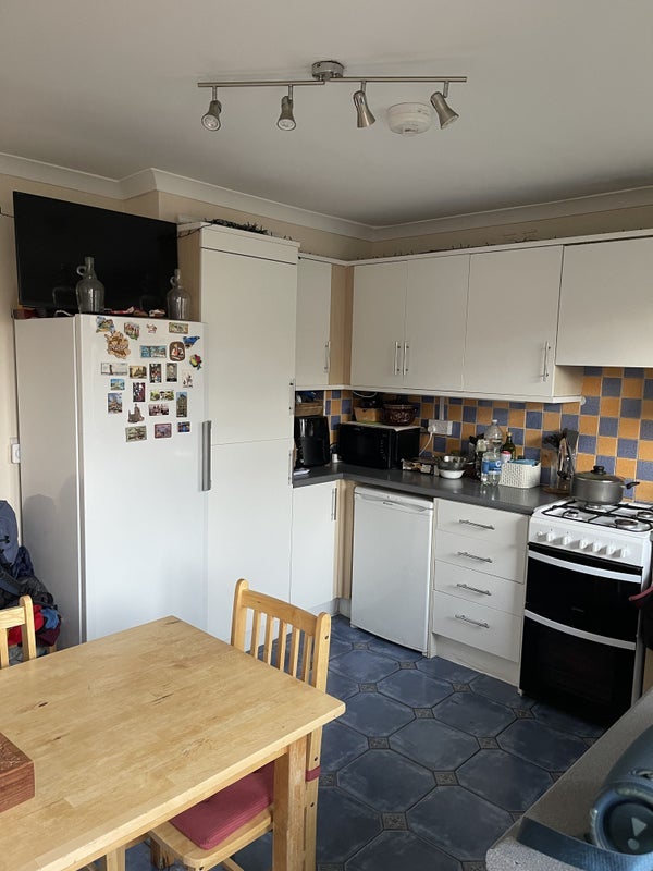 Room Worthing Close in Greater London