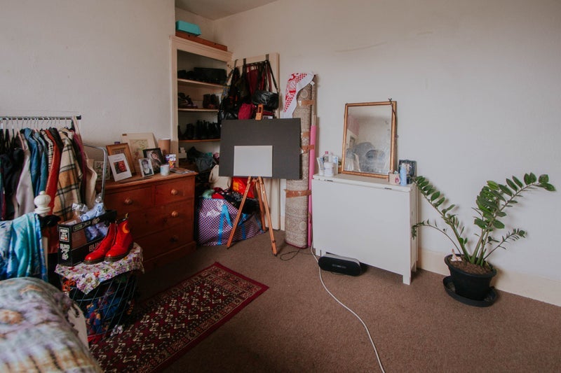 Room Blackstock Road in Greater London