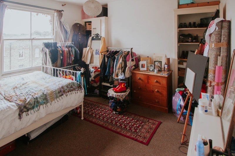 Room Blackstock Road in Greater London