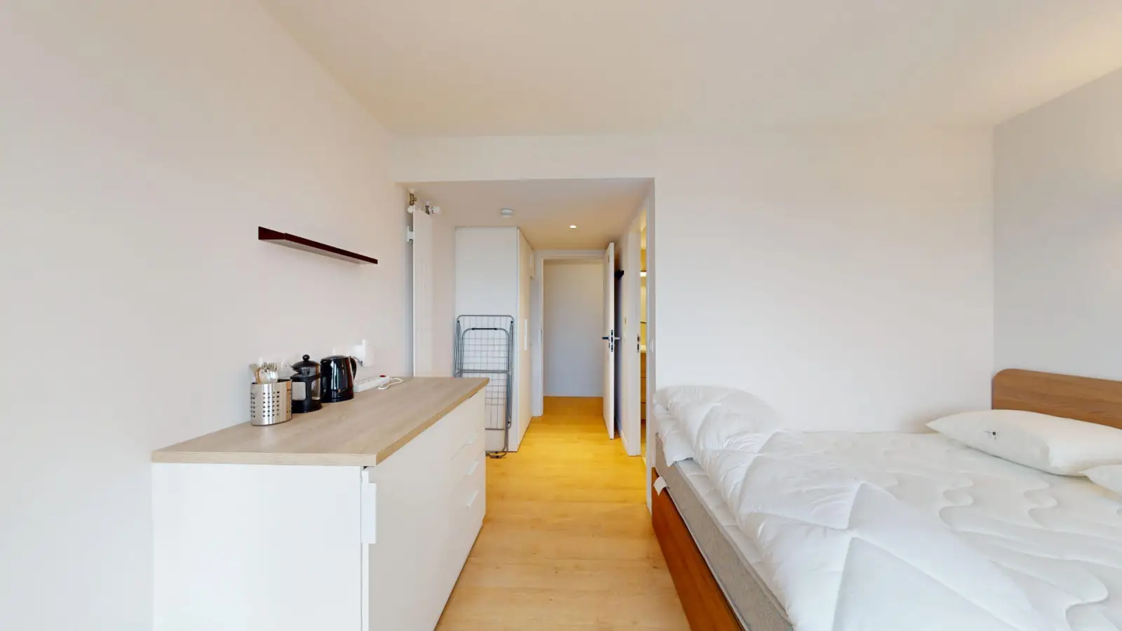 Room Square Charles Laurent in Paris