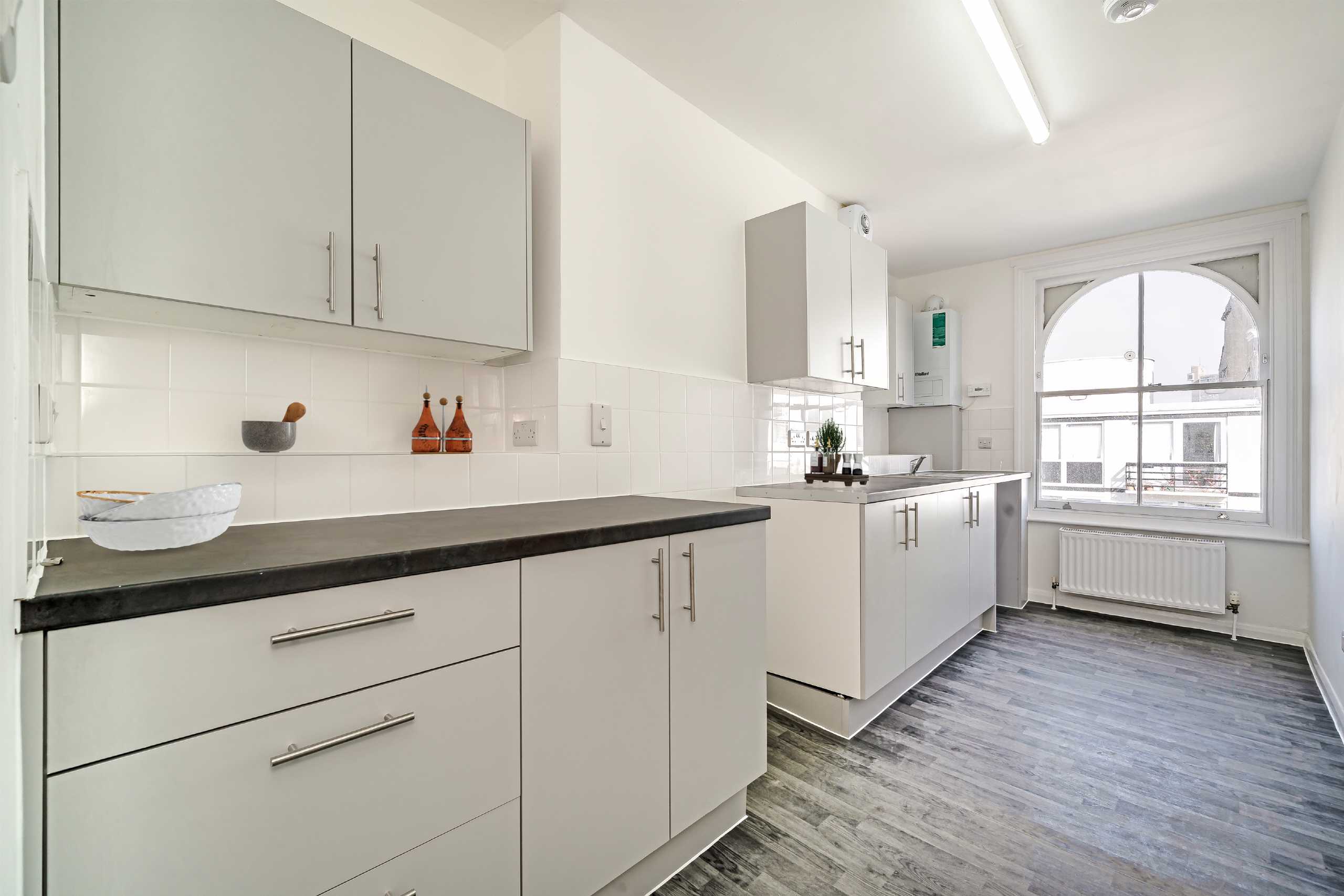 Flat Powis Square in Greater London