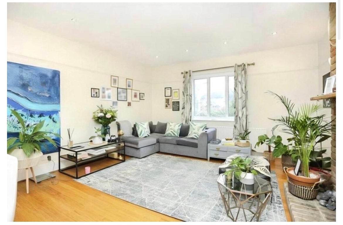 Flat Granville Park in Greater London