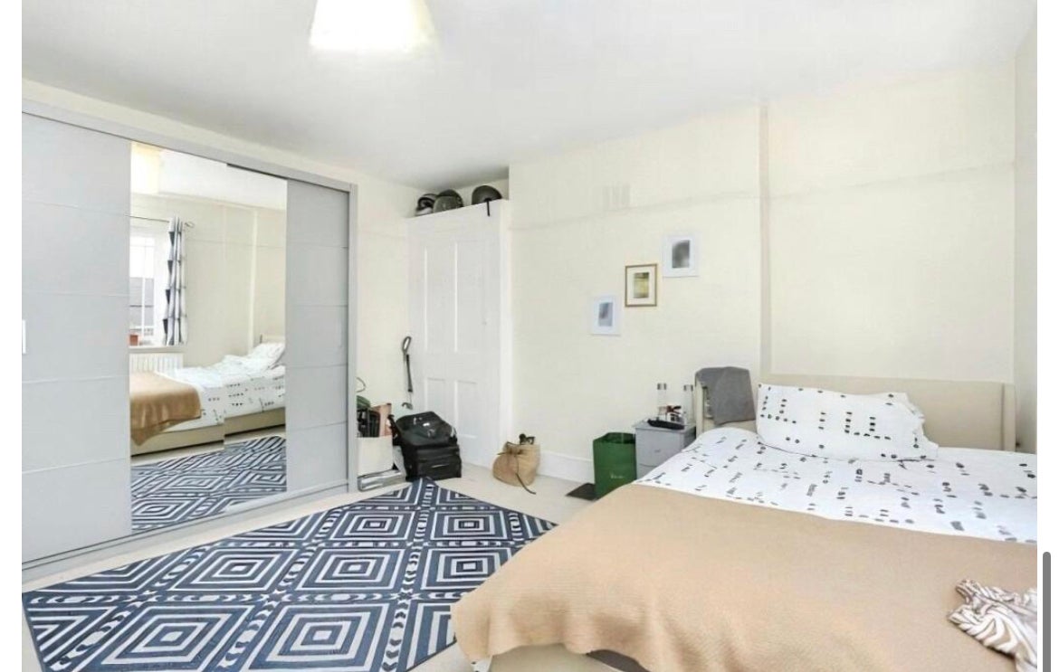 Flat Granville Park in Greater London
