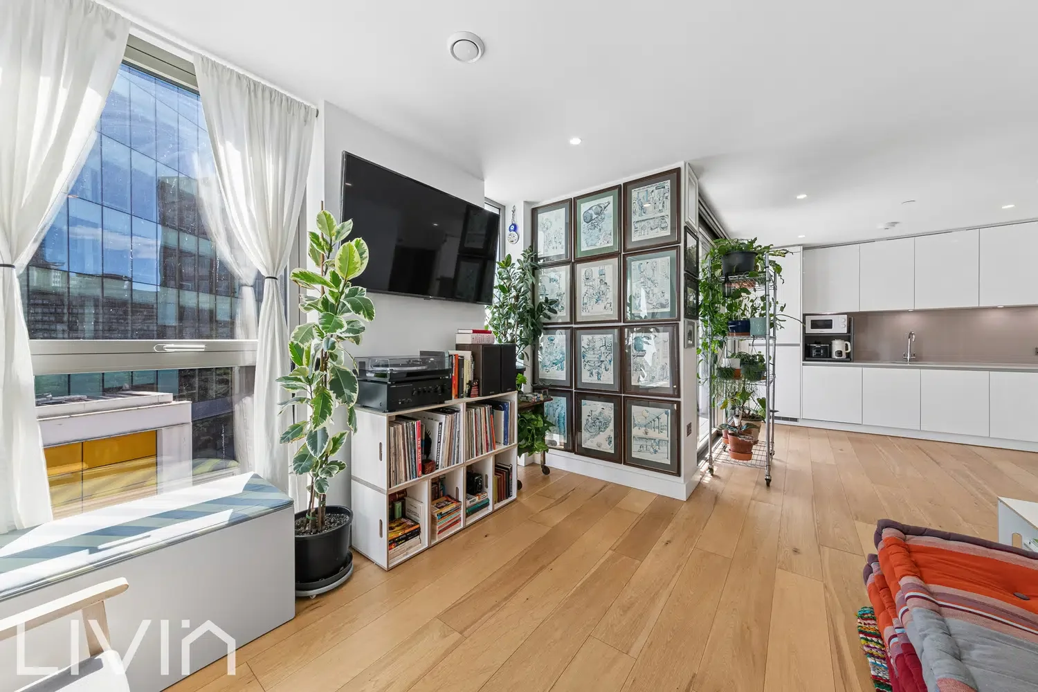 Flat Caithness Walk in Greater London