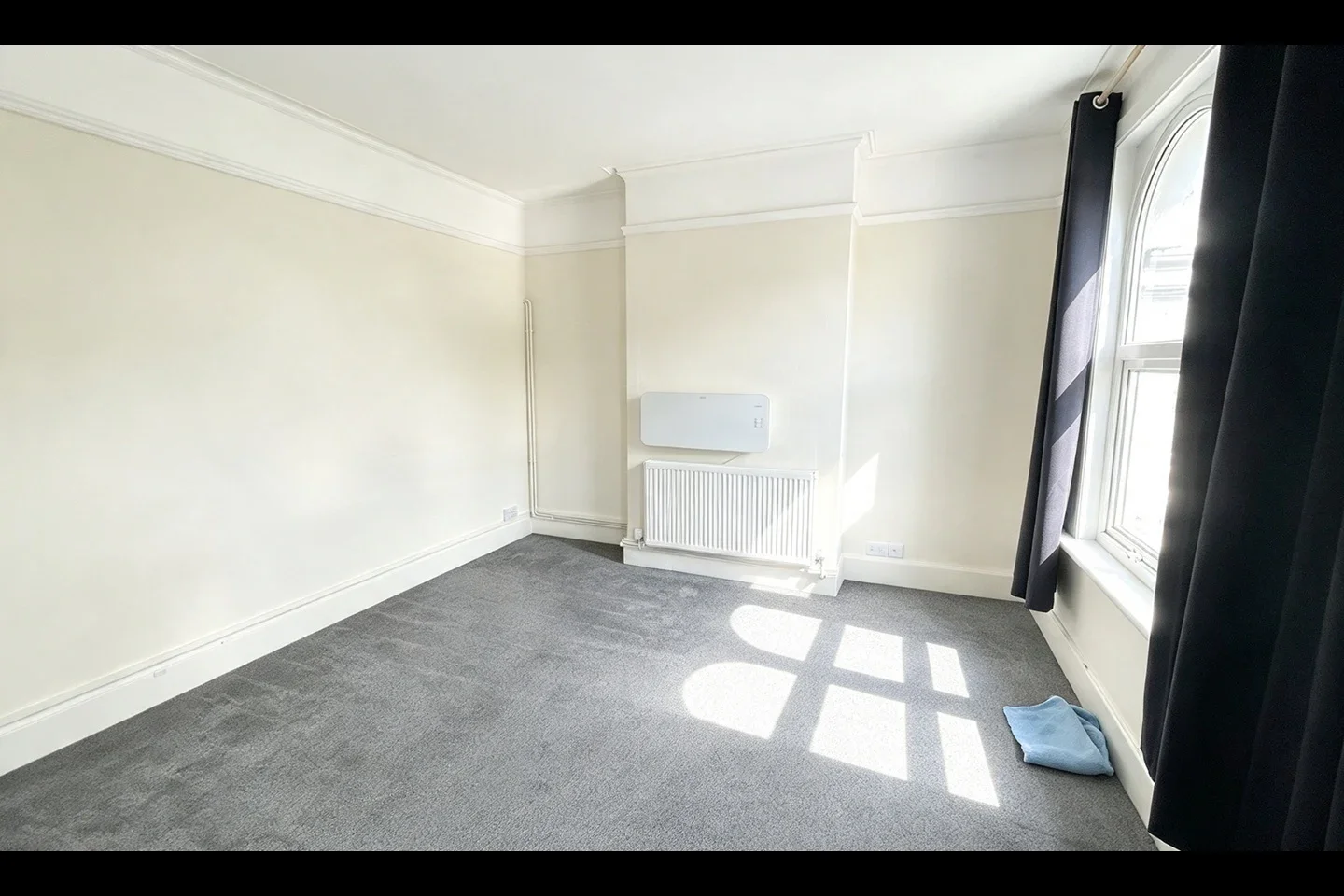 Flat Overcliffe in Gravesham