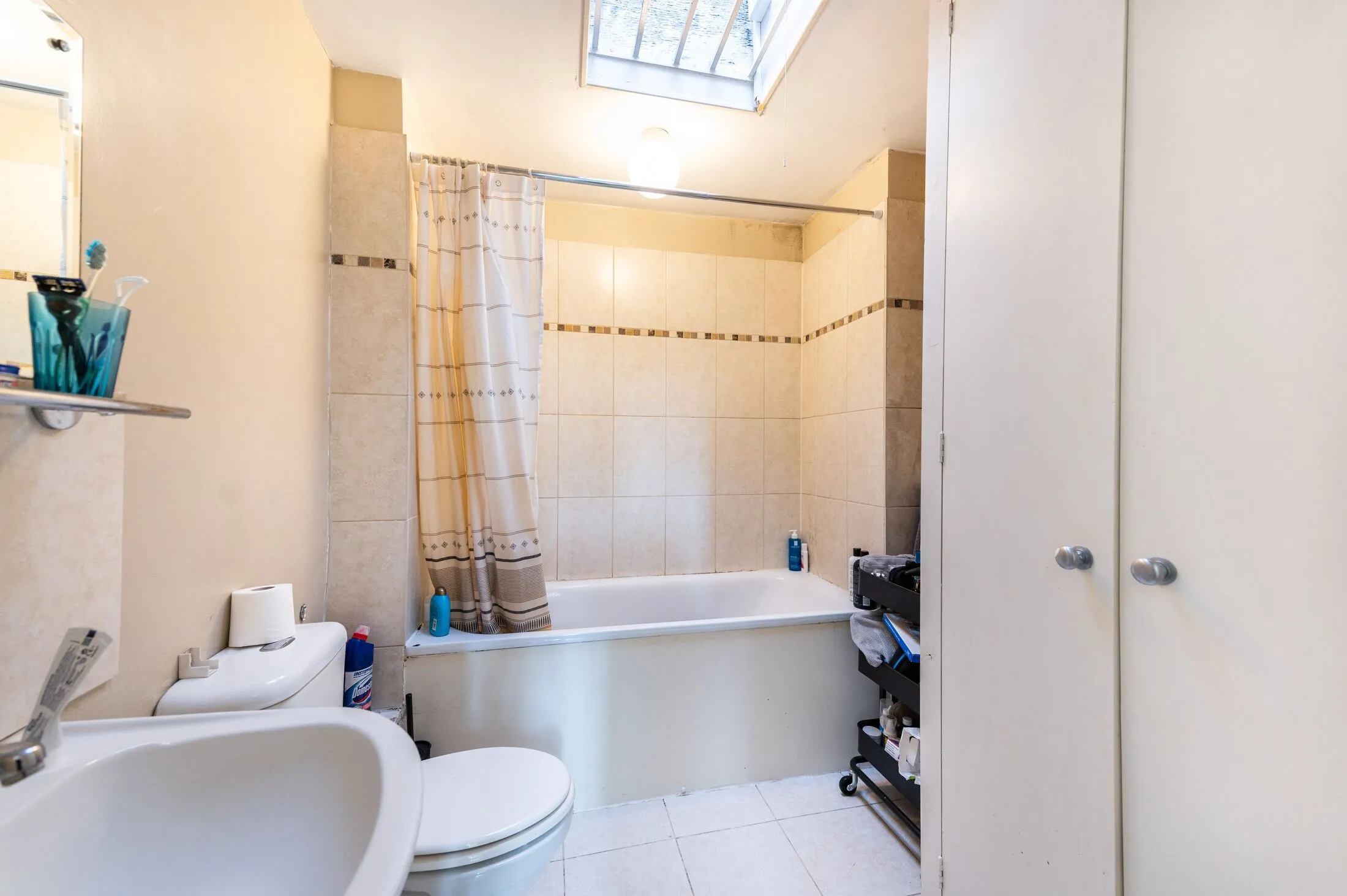 Flat Kensington Gardens Square in City of Westminster