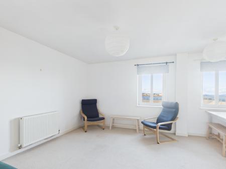 Flat Newhaven Place in City of Edinburgh