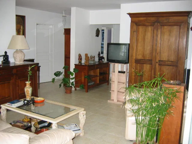 Chambre Rue Galilée à Villeurbanne