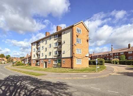 Flat Chaulden Lane in Dacorum