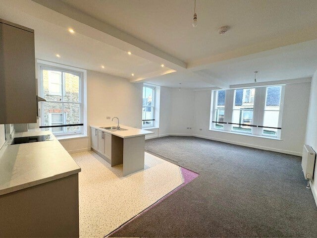 Flat Molesworth Street in Wadebridge