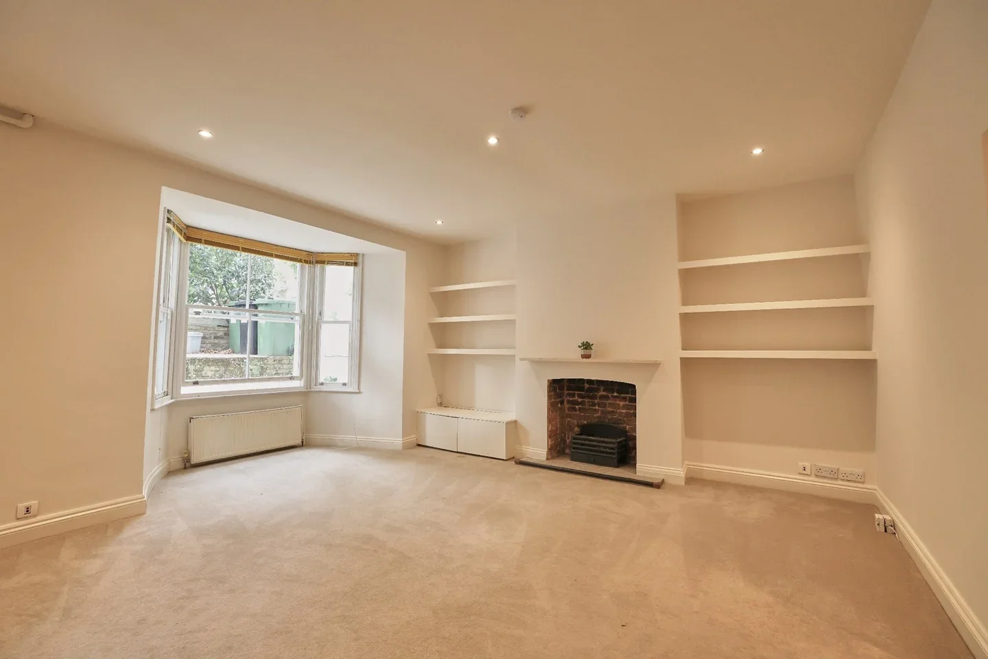 Flat Hammersmith Grove in Greater London