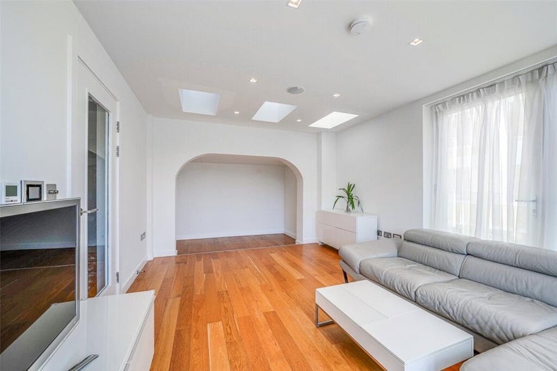 Room Prestwood Street in Greater London