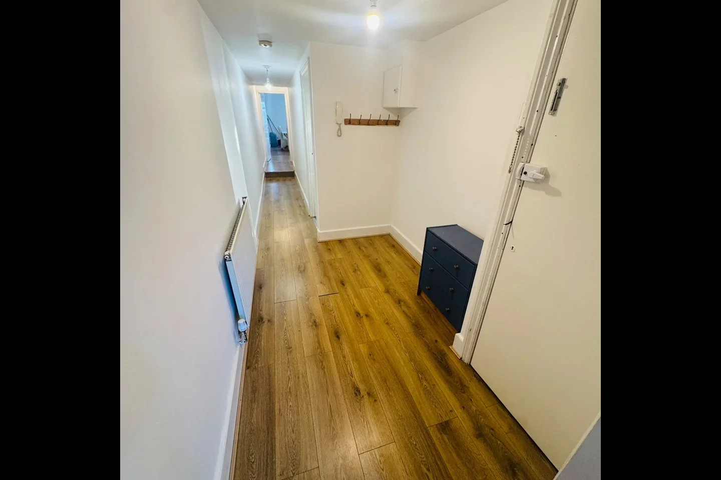 Flat Norbury Road in Greater London