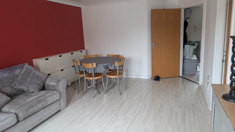 Flat Greenhead Street in Glasgow