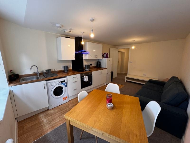 Flat Waterloo Street in Newcastle upon Tyne